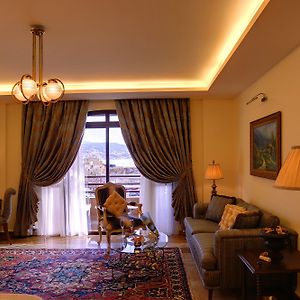 Junior Suite Port View